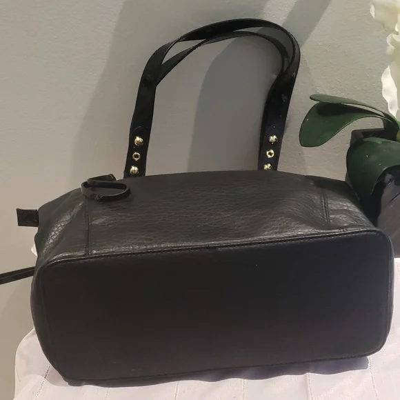 ❣️💫MARK DOWN💫❣️🖤 Black Juicy Couture Bag - Picture 7 of 12